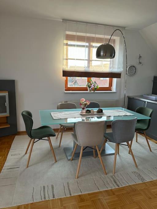 Freundliche Wohnung Naehe Weinstrasse Fuer 5 Personen Wagna Extérieur photo